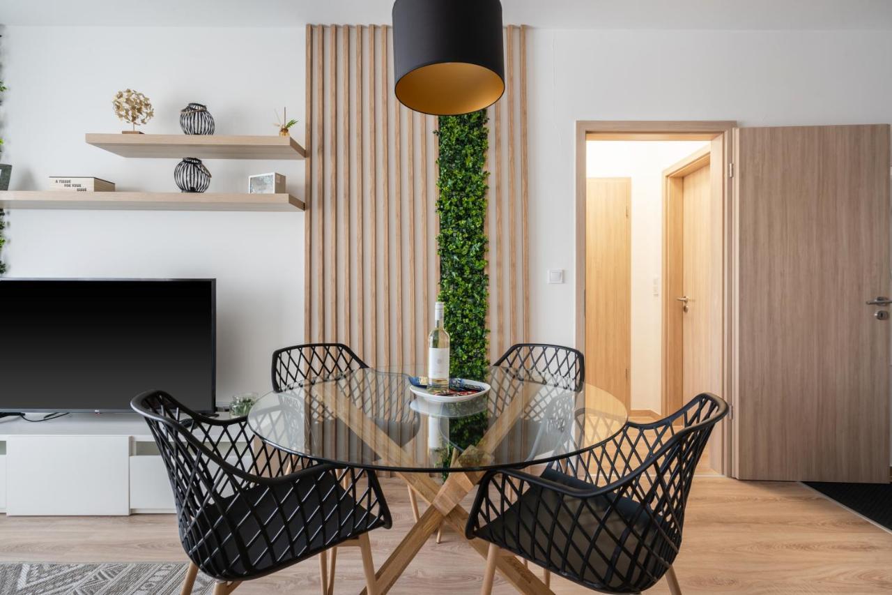 Westside River Apartment Βουδαπέστη Εξωτερικό φωτογραφία